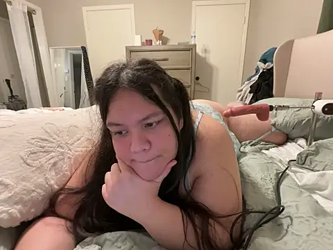 BrattyKrystal's cam snapshot