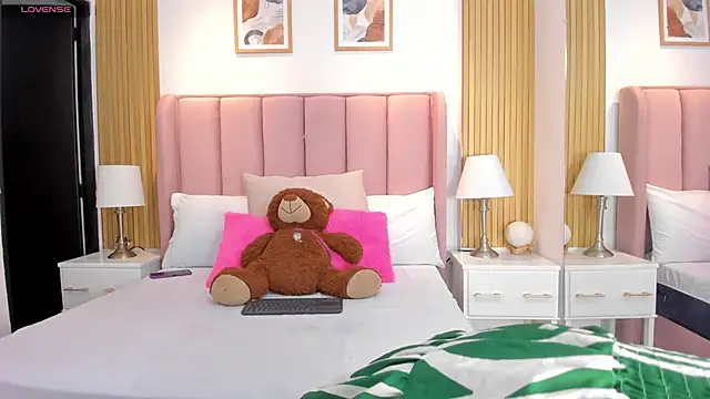 Evie_Mon_'s cam snapshot