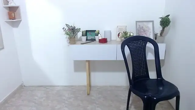 CanelaFierce's cam snapshot