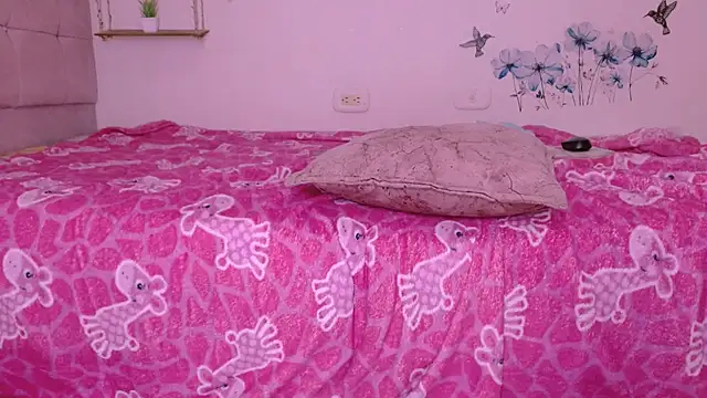 dirtyjulieta20's web cam