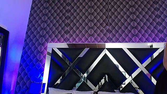 victoriaa_lee_'s cam snapshot