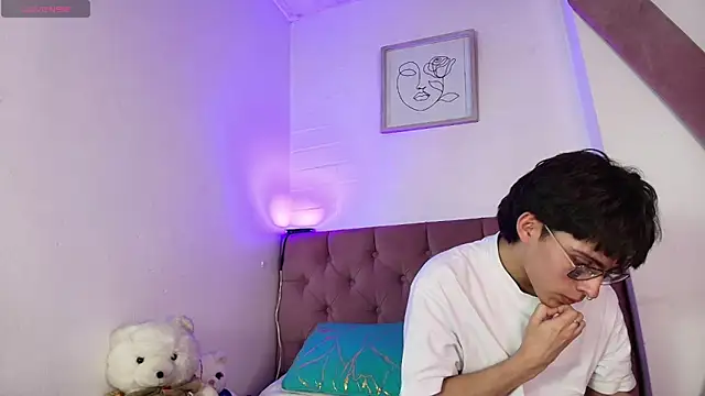 PepperTwink live sex cam