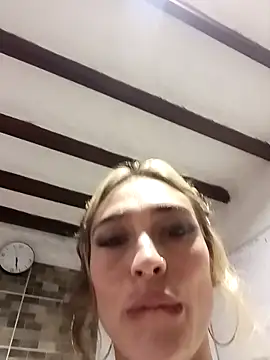 naomi_motoko's web cam