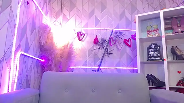 charlottemoonxz's cam snapshot