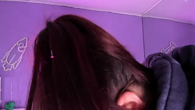 Camiila_Osorio's cam snapshot