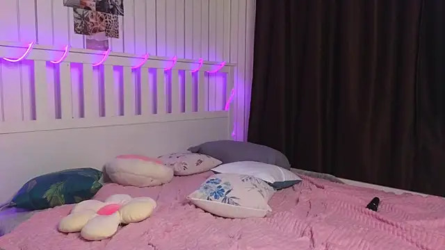 BeatrixCarIeton's cam snapshot