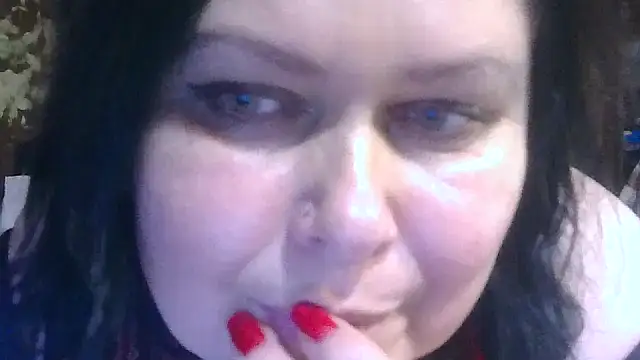 CharleeKendall's cam snapshot