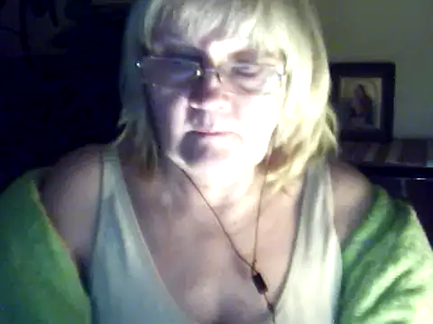 Violet5364's web cam