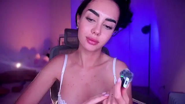 Lil_Gabby's cam snapshot