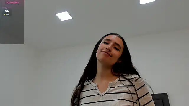 VioletaRocher's cam snapshot