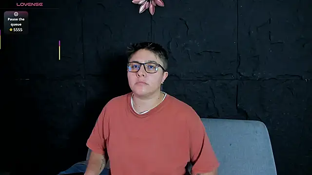 IanGilbert live sex cam