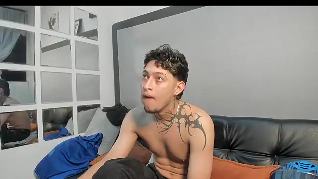 Sky_Wild's cam snapshot