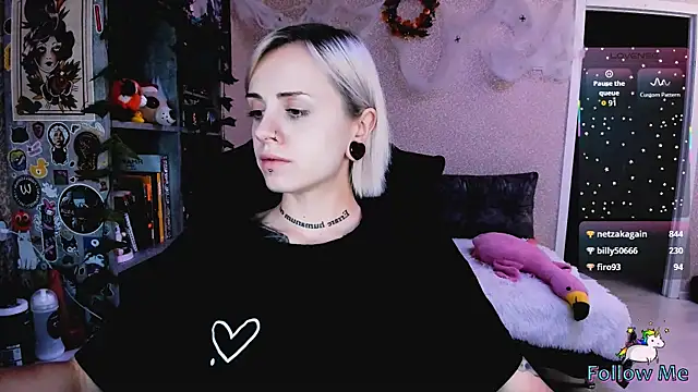 NaniMoore's cam snapshot