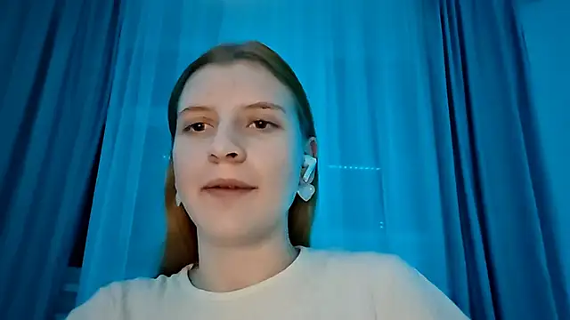 LynteriLain's cam snapshot