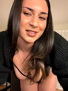 Yasmine-blue's cam snapshot