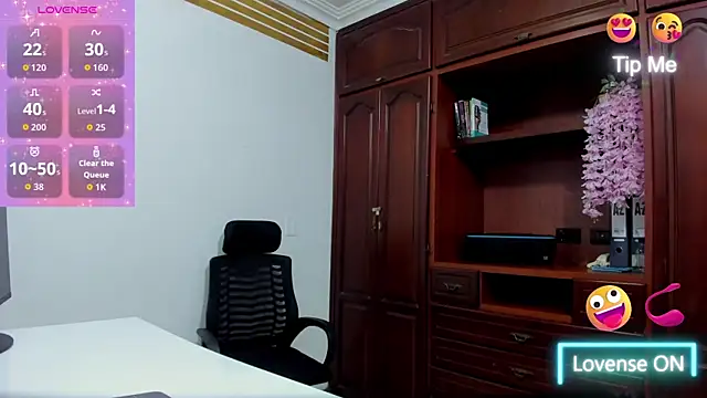 ValkiriaContee's cam snapshot