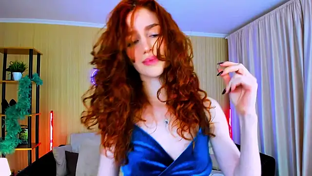 ChristinaConteeree's cam snapshot