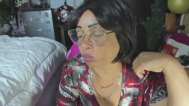 Mrs_mommy_'s cam snapshot