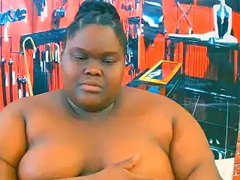 EbonyHotBuns live sex cam