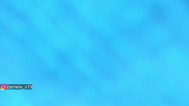 Daniela_x19's cam snapshot