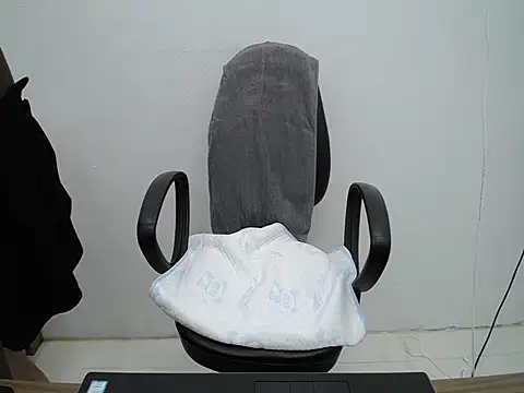 _Lady-'s cam snapshot