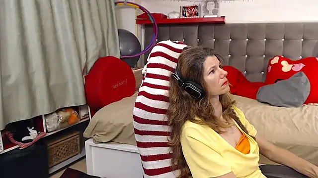 kellyterapy's cam snapshot