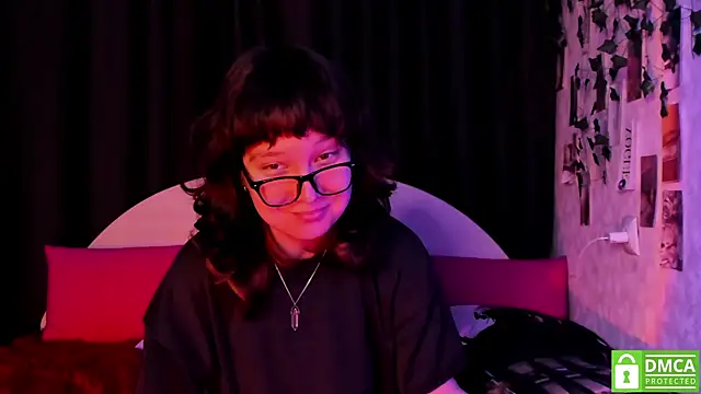 dreamgirllovee's cam snapshot