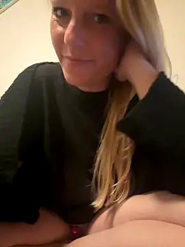 MoniqueLaFee's cam snapshot