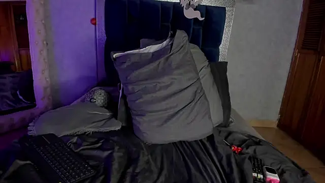 HeellBoy_'s cam snapshot