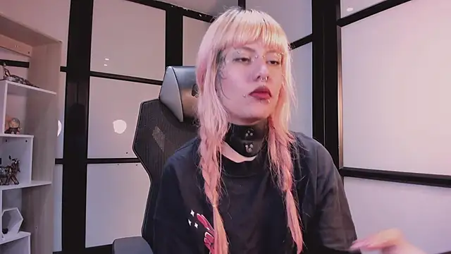 MistressMariam_'s cam snapshot