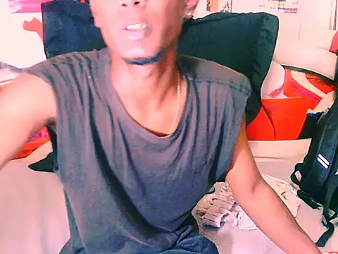 IndianThuggin's cam snapshot