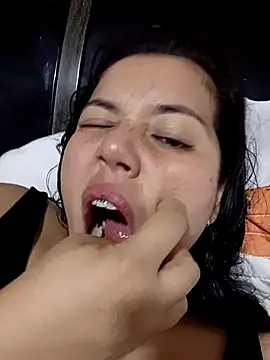 LaDiabla_31's cam snapshot