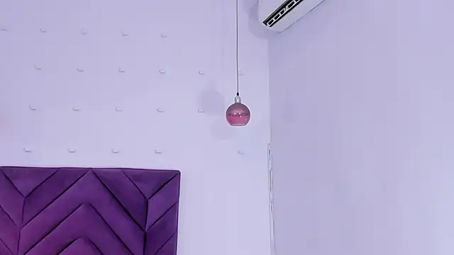 Nahomycarterr's cam snapshot