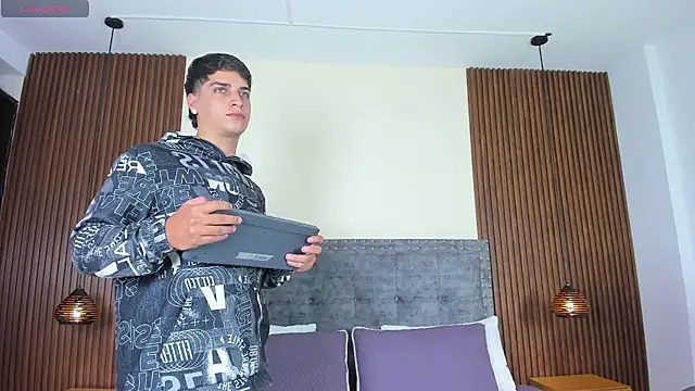 Apolo_moon18's cam snapshot