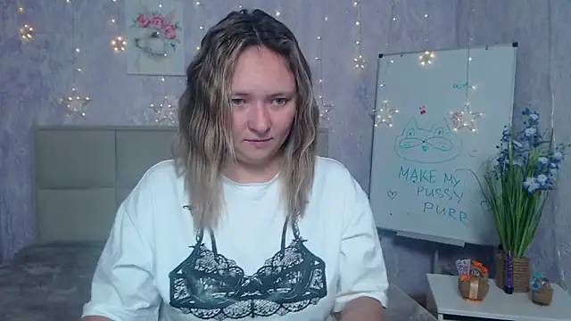 SallyVerda's cam snapshot