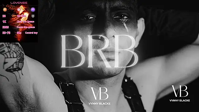 VynnyBlacke_'s cam snapshot