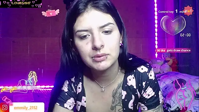 emily_Moon_1's cam snapshot