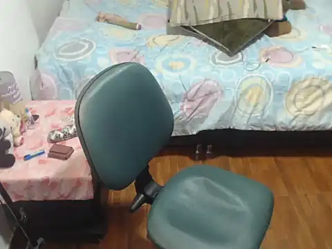 carolina_linarez69's cam snapshot