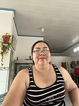 Alinat_'s cam snapshot