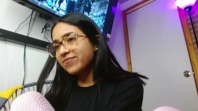 helenacyruss's cam snapshot