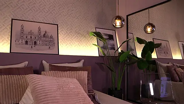 ElleDiane live sex cam