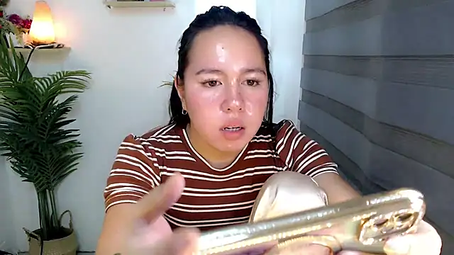 Innocent_katty live sex cam