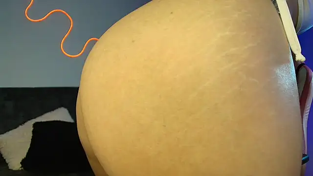 StarLouise's cam snapshot