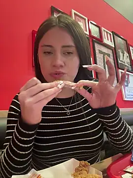 Isabella21_'s cam snapshot