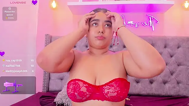 Sophiia_77's cam snapshot