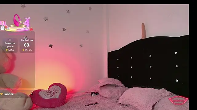 Rubymoon_21's cam snapshot