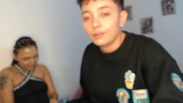 kathy_luisa's cam snapshot