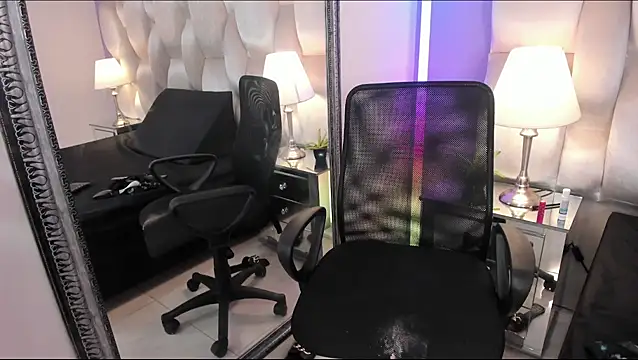 _analyy_'s cam snapshot