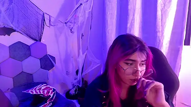 Horny_tgn's cam snapshot