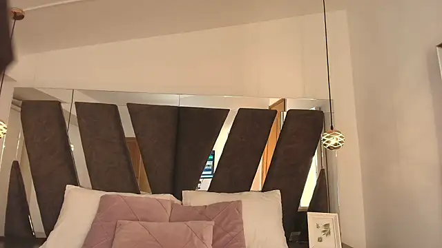 abril__lee__'s cam snapshot